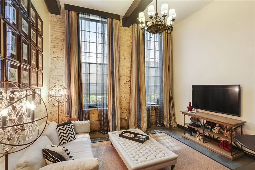 $229,000 | 920 Poeyfarre Street, Unit 133, New Orleans, LA 70130