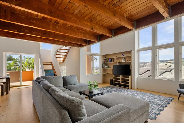 $1,500,000 | 8 Prospect Street, Honolulu, HI 96813