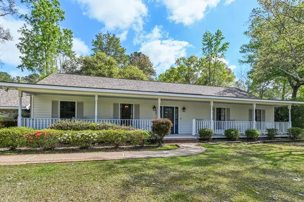 $375,000 | 107 Heatherstone Lane, Covington, LA 70433