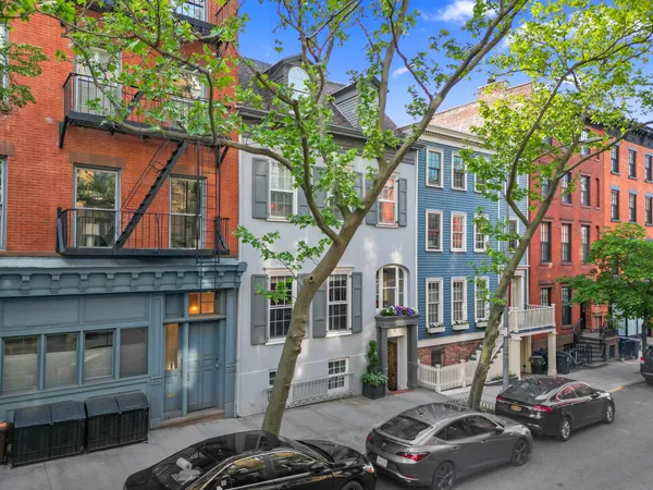 $25,000 | 60 Hicks Street | Brooklyn Heights