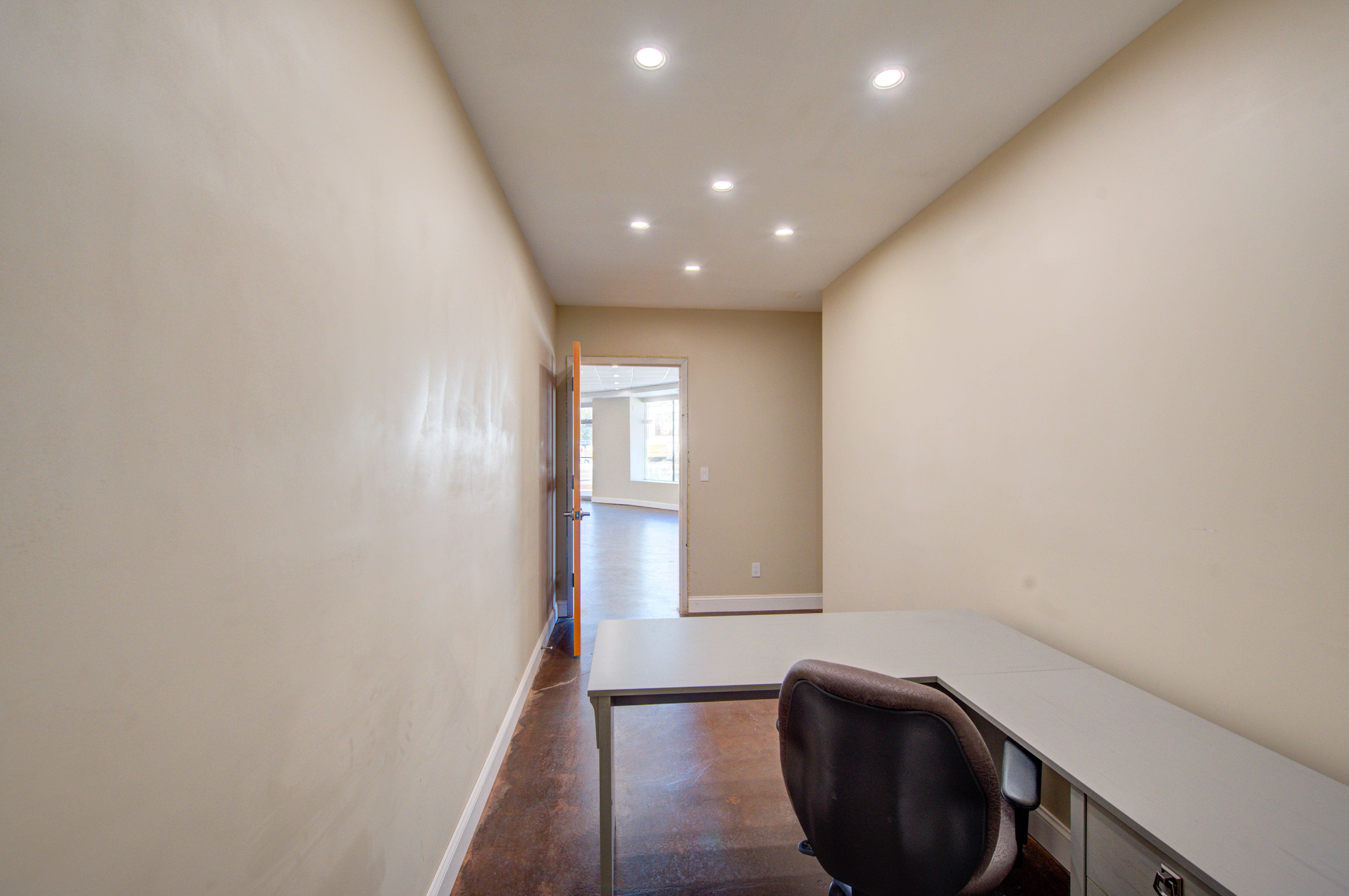 5000 City Avenue Philadelphia, PA 19131 - Photo 12 of 38 a view of entryway with wooden floor
