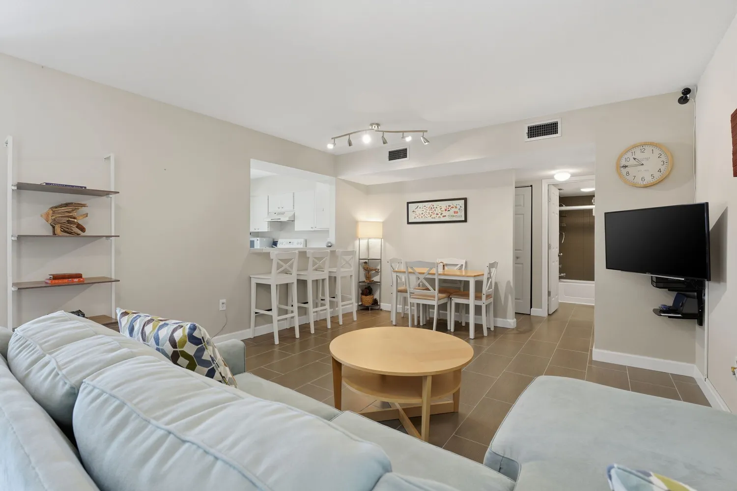 $297,500 | 304 108th Street West, Unit 110, Bradenton, FL 34209