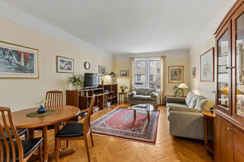 $545,000 | 680 West 204th Street, Unit 4F | Inwood