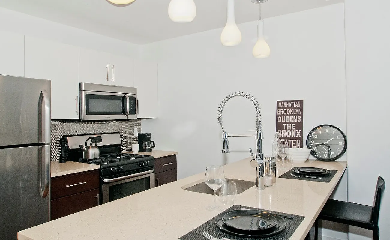 80 Meserole Street, Unit 4F Brooklyn, NY 11206 - Photo 3 of 11