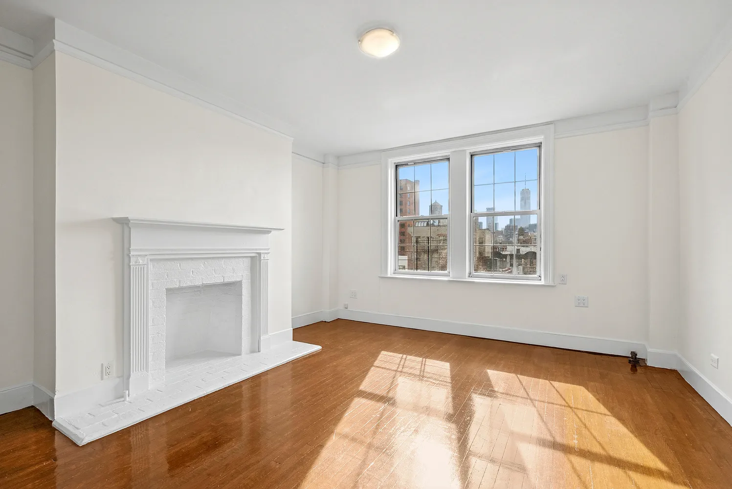 $6,750 | 123 Waverly Place, Unit 8A | Greenwich Village