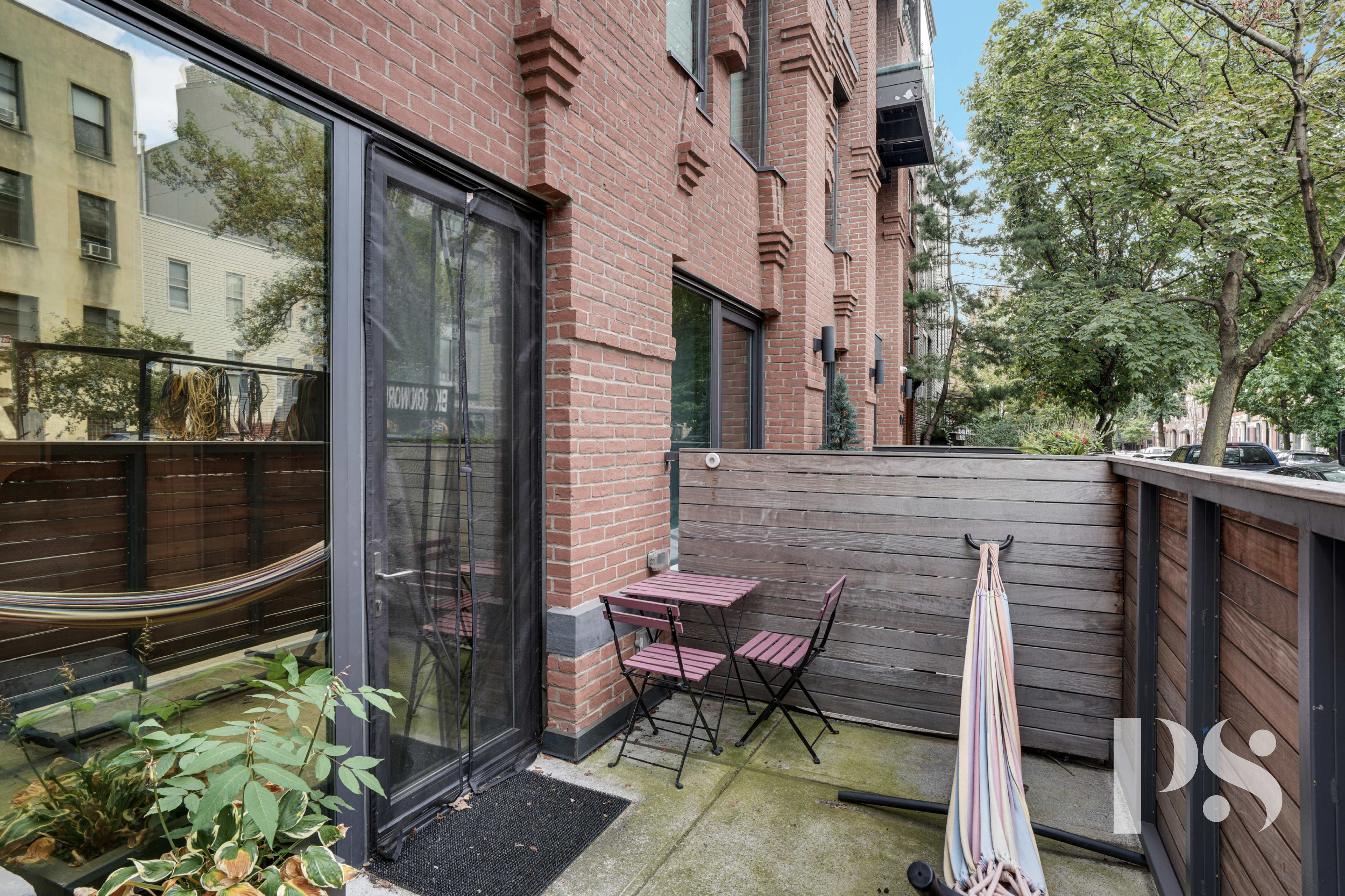120 Java Street, Unit 1B Brooklyn, NY 11222 - Photo 11 of 12 a view of an outdoor sitting area