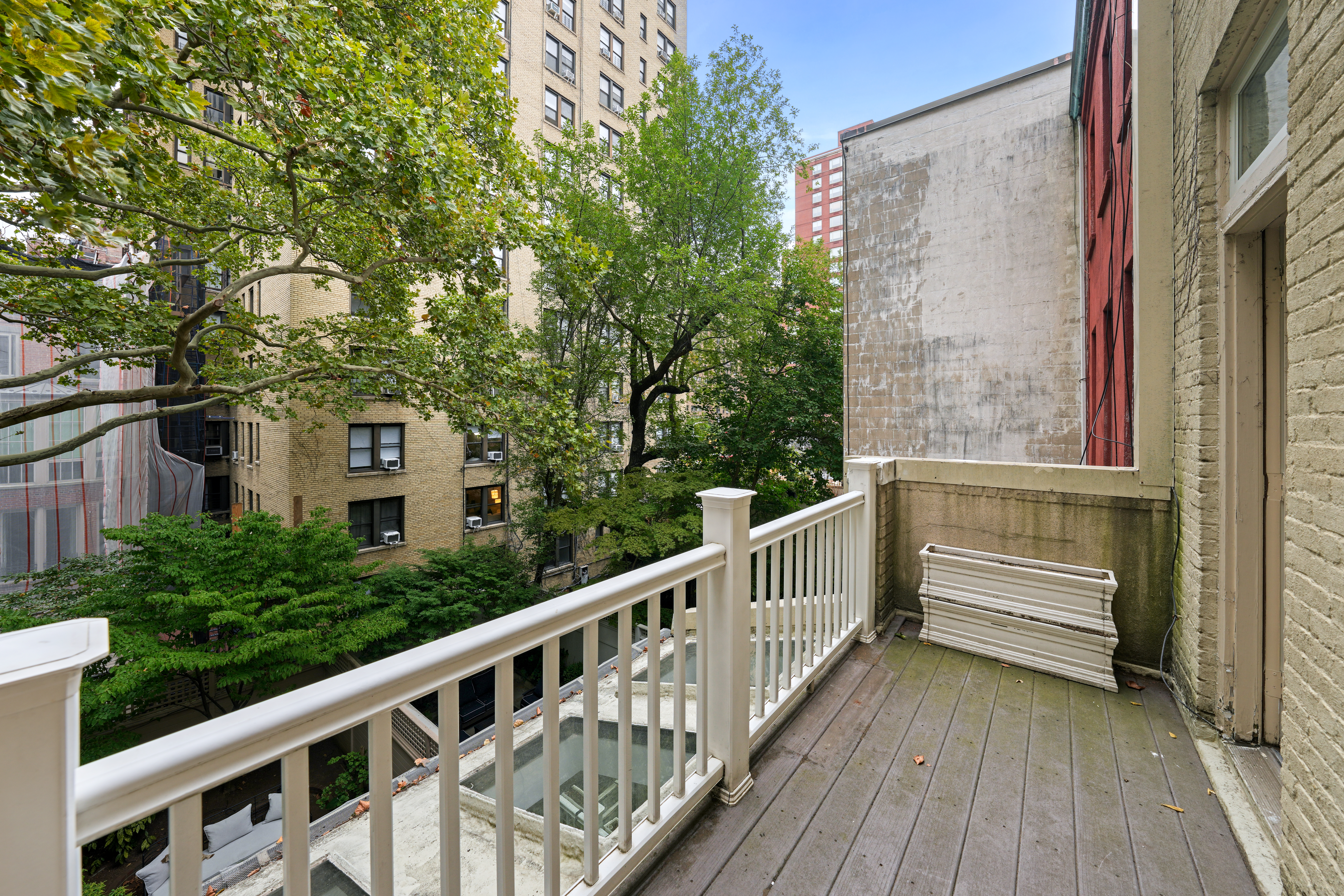 247 East 71st Street Manhattan, NY 10021 - Photo 18 of 31 a view of balcony with furniture