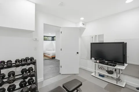 $1,775,000 | 1925 North Wayne Street, Arlington, VA 22201