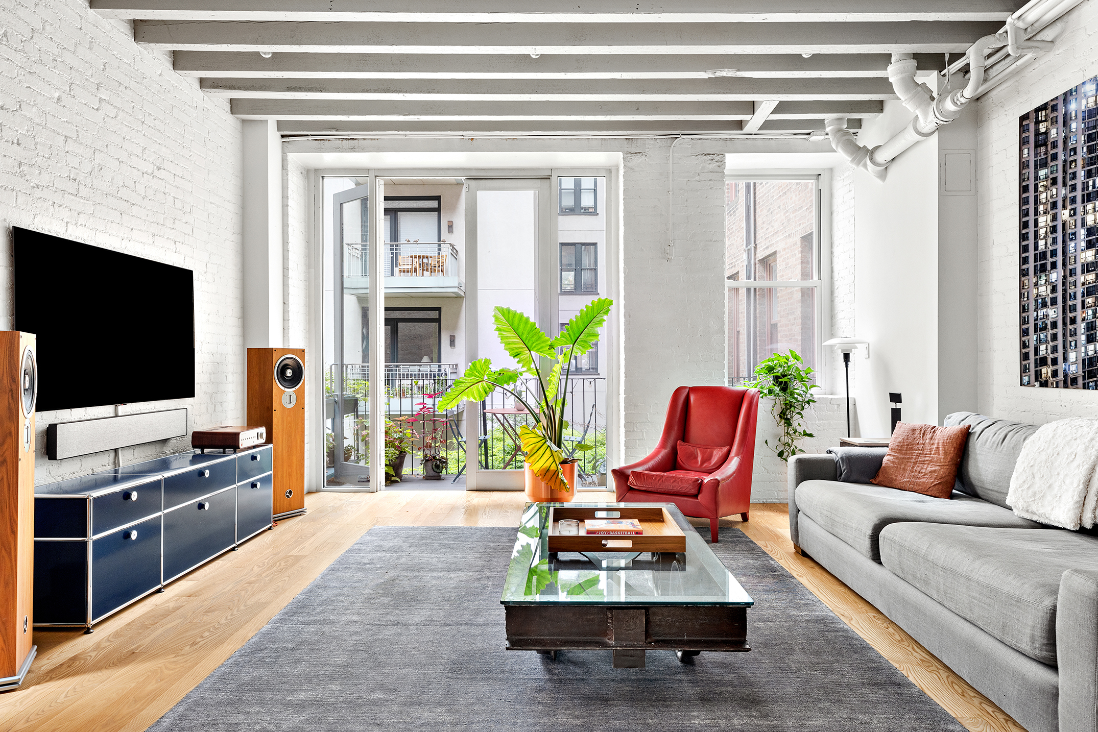 41 North Moore Street, Unit 2 Manhattan, NY 10013 - Photo 2 of 11