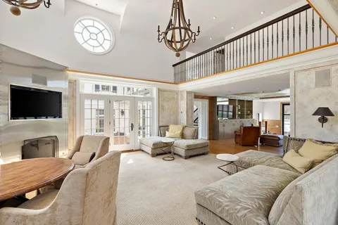$6,500,000 | 661 Campbell Road, Wilmington, DE 19807