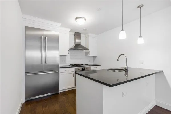 $6,000 | 10 Byron Place, Unit 320, Larchmont, NY 10538