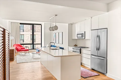 $1,635,000 | 23 West 116th Street, Unit 7A | Harlem
