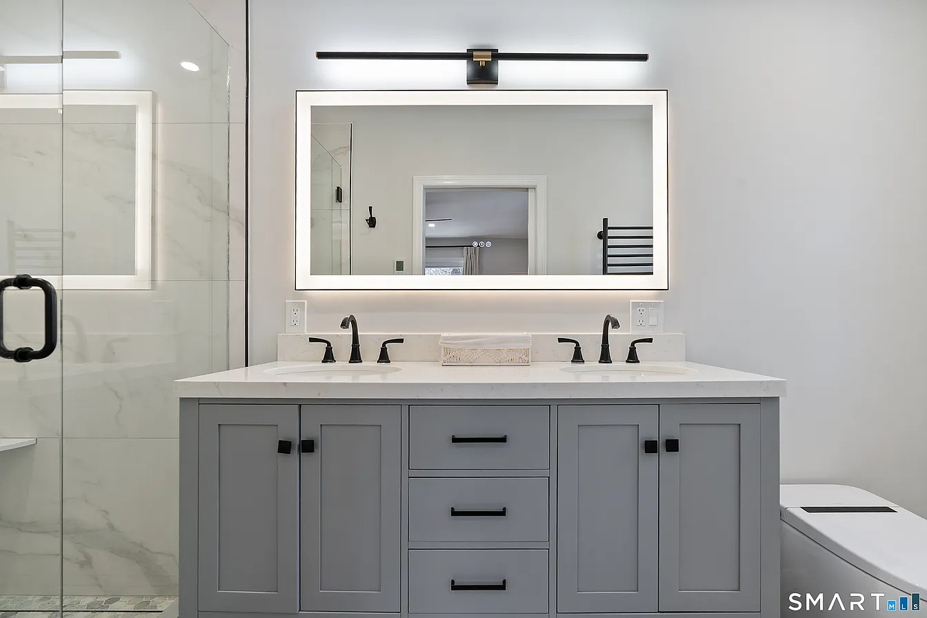 202 Fox Ridge Road Stamford, CT 06903 - Photo 22 of 40