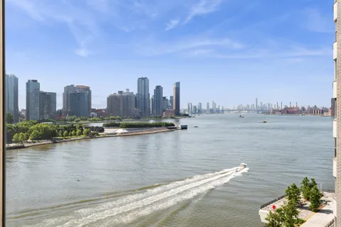 $2,495,000 | 45 Sutton Place South, Unit 10F | Sutton Place