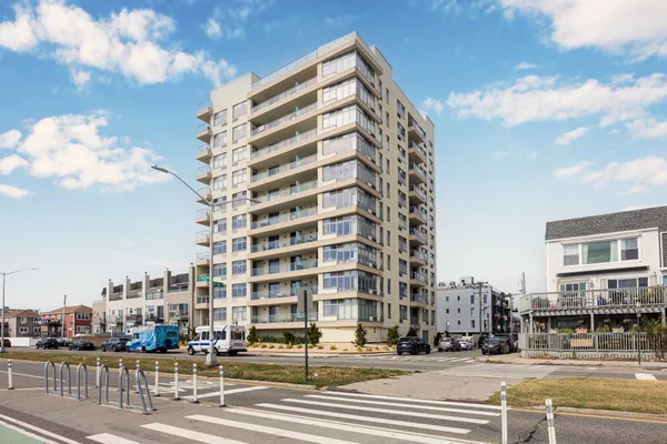 $750,000 | 151 Beach 96th Street, Unit 2B | Rockaway Beach