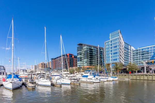 $1,100,000 | 500 H Street Southwest, Washington, DC 20024