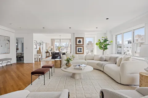 $5,500,000 | 40 East 84th Street, Unit 17A | Upper East Side
