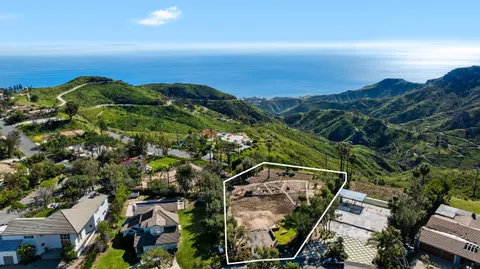 $1,500,000 | 23424 West Moon Shadows Drive, Malibu, CA 90265