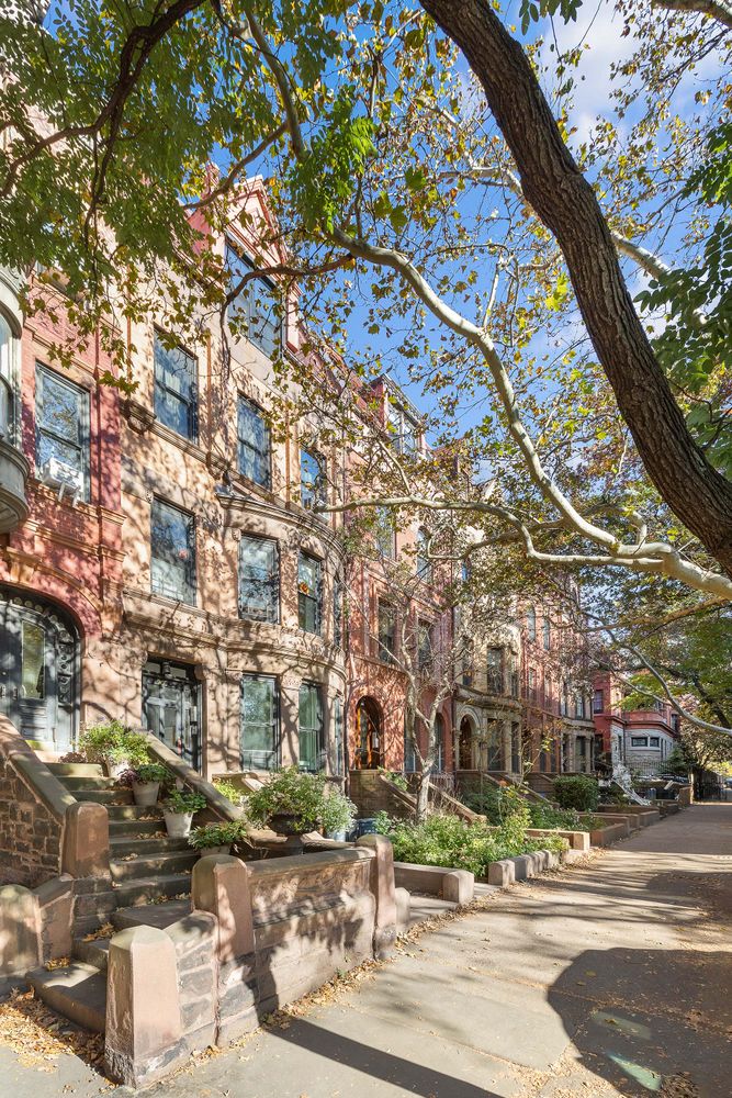 $1,985,000 | 905 Union Street, Unit 1 | Park Slope