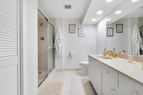 $629,000 | 20191 East Country Club Drive, Unit 1903, Aventura, FL 33180