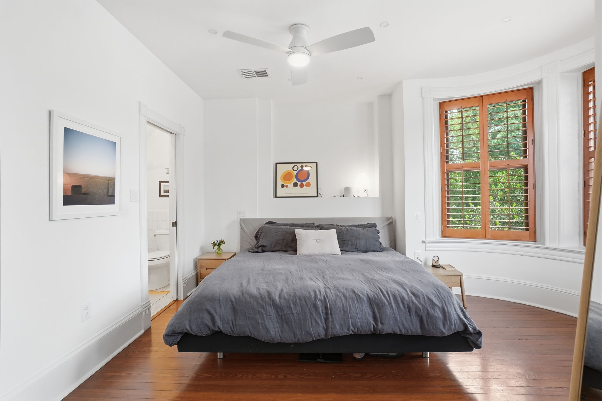 210 8th Street Southeast Washington, DC 20003 - Photo 24 of 47