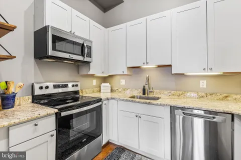 $395,000 | 926 North 3rd Street, Unit 4C, Philadelphia, PA 19123