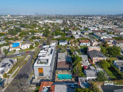 $2,599,000 | 1903 Preuss Road, Los Angeles, CA 90034