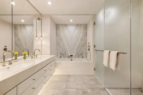 $5,000,000 | 200 Amsterdam Avenue, Unit 8C | Upper West Side