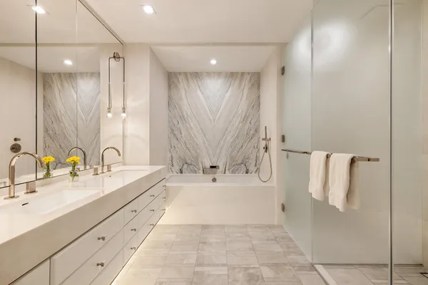 $5,000,000 | 200 Amsterdam Avenue, Unit 8C | Upper West Side