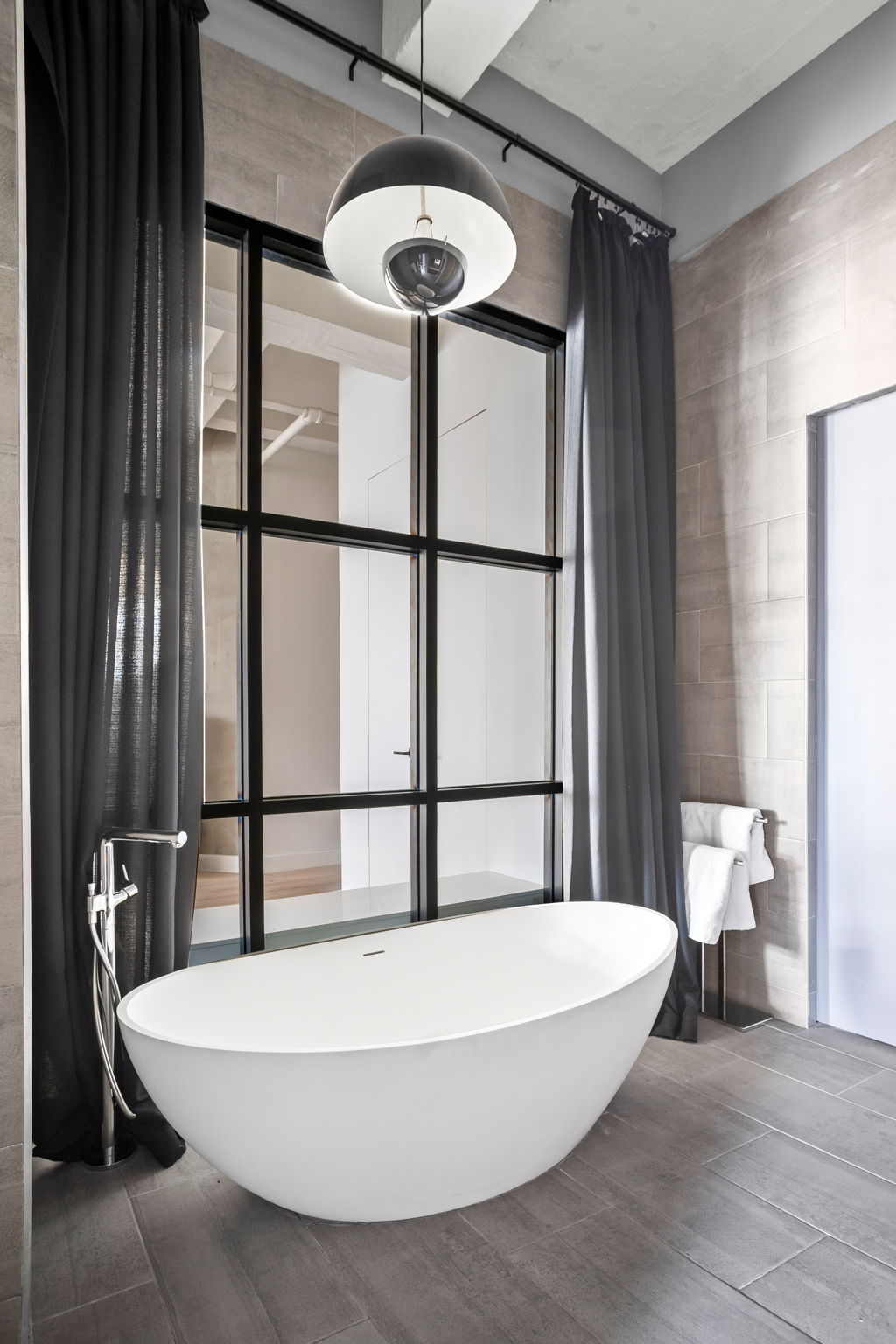 448 West 37th Street, Unit 8C Manhattan, NY 10018 - Photo 9 of 11