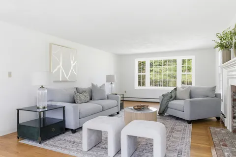 $1,499,999 | 10 Durham Drive, Lynnfield, MA 01940