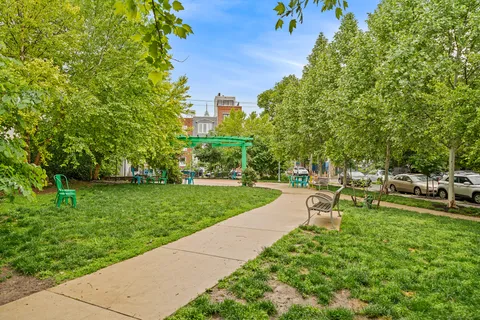$649,999 | 1010 South 17th Street, Unit B, Philadelphia, PA 19146