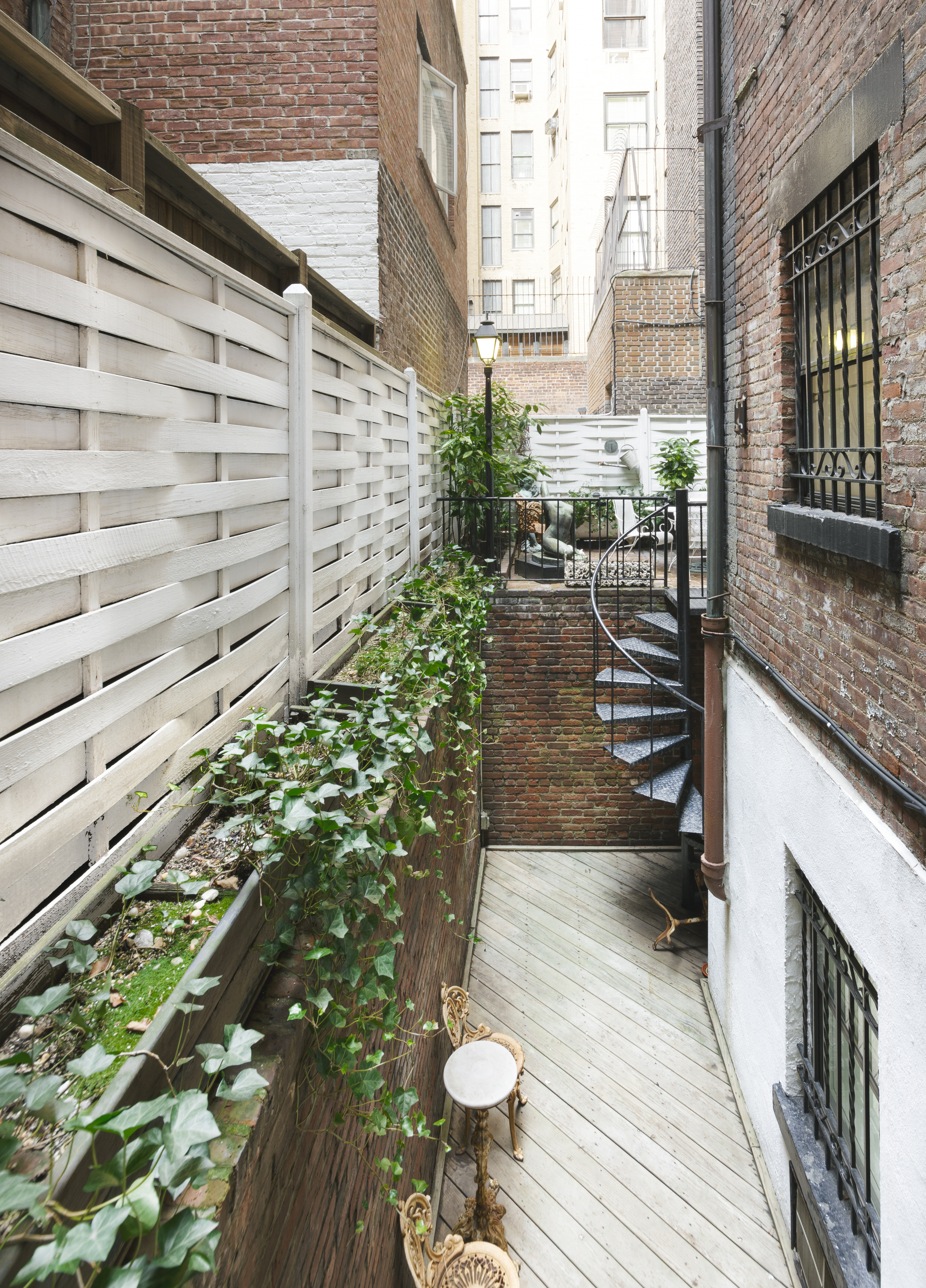 59 East 74th Street, Unit 1 Manhattan, NY 10021 - Photo 9 of 10