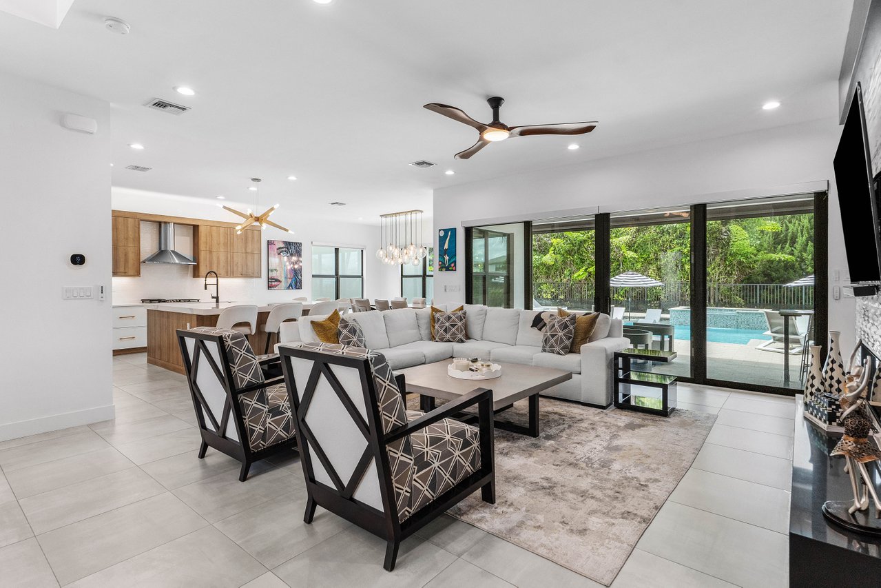 8568 Dream Falls Street Boca Raton, FL 33496 - Photo 4 of 60