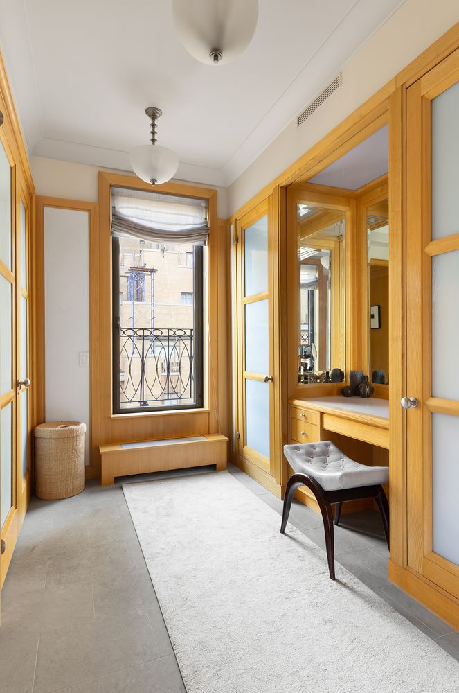 101 Central Park West, Unit 17/18G Manhattan, NY 10023 - Photo 21 of 29