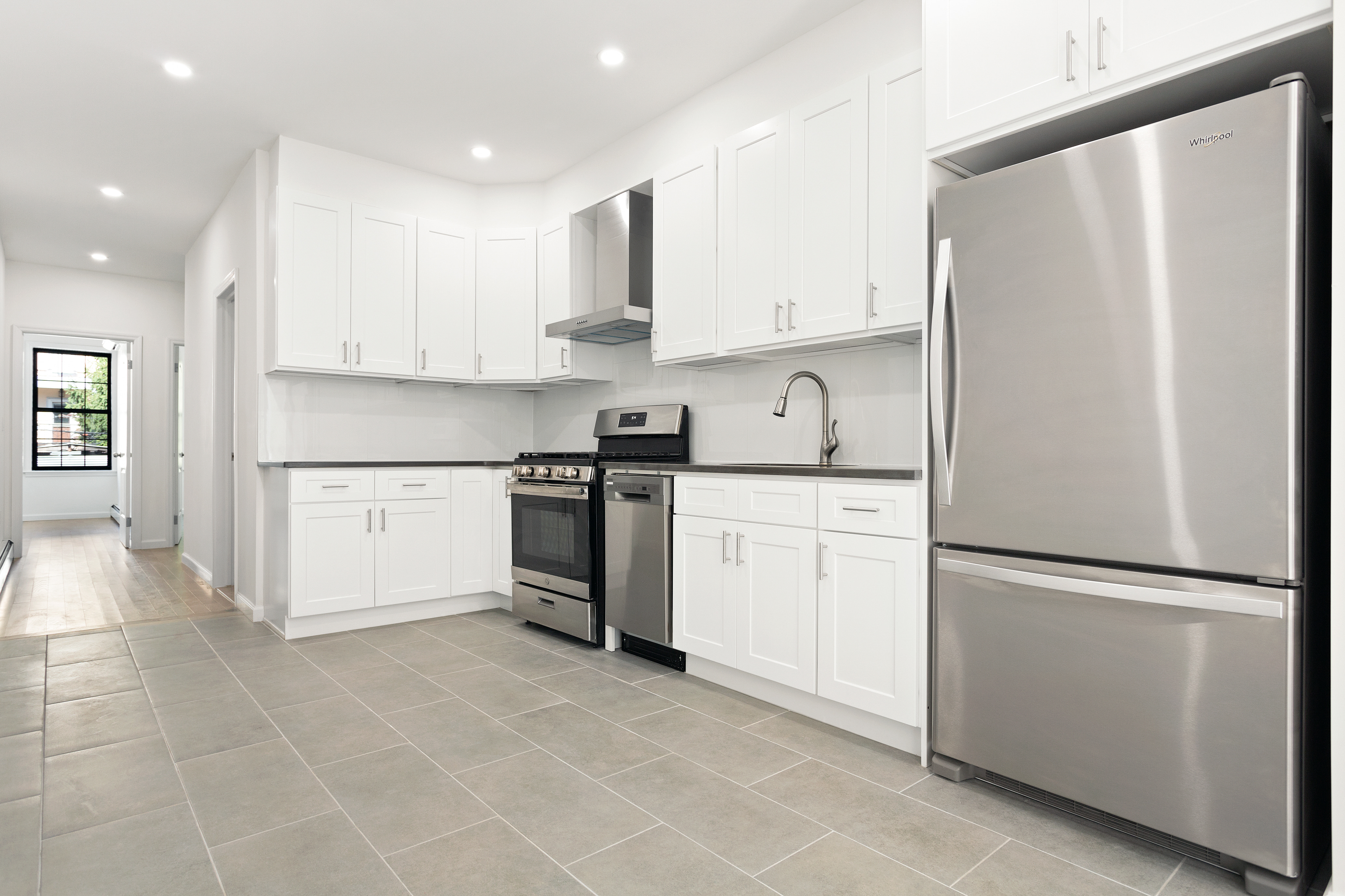 35 Garnet Street, Unit GARDEN Brooklyn, NY 11231 - Photo 2 of 15