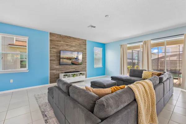 $734,900 | 9042 Sunshine Ridge Loop, Kissimmee, FL 34747