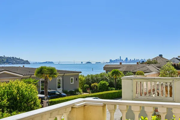 $4,195,000 | 17 Heron Drive, Mill Valley, CA 94941
