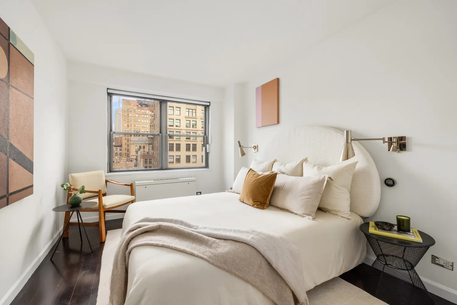 $975,000 | 10 West 15th Street, Unit 1721 | Flatiron
