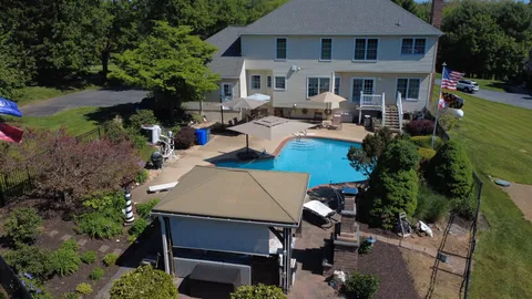 $780,000 | 3315 Berkshire Court South, Ijamsville, MD 21754
