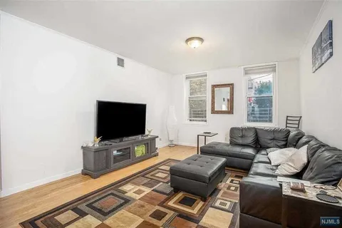 $350,000 | 6405 Boulevard East, Unit B2, West New York, NJ 07093