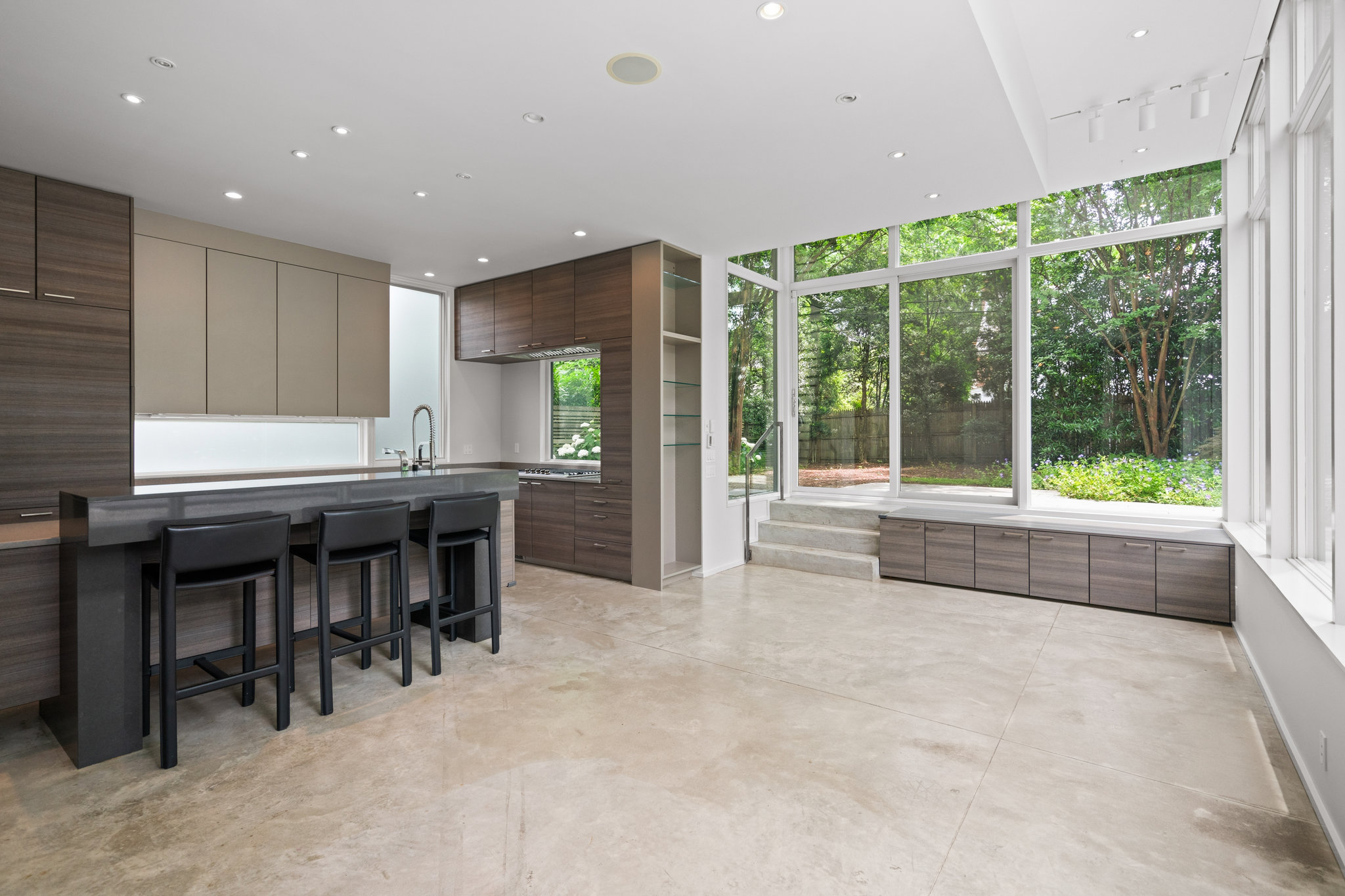 5515 Center Street Chevy Chase, MD 20815 - Photo 25 of 85