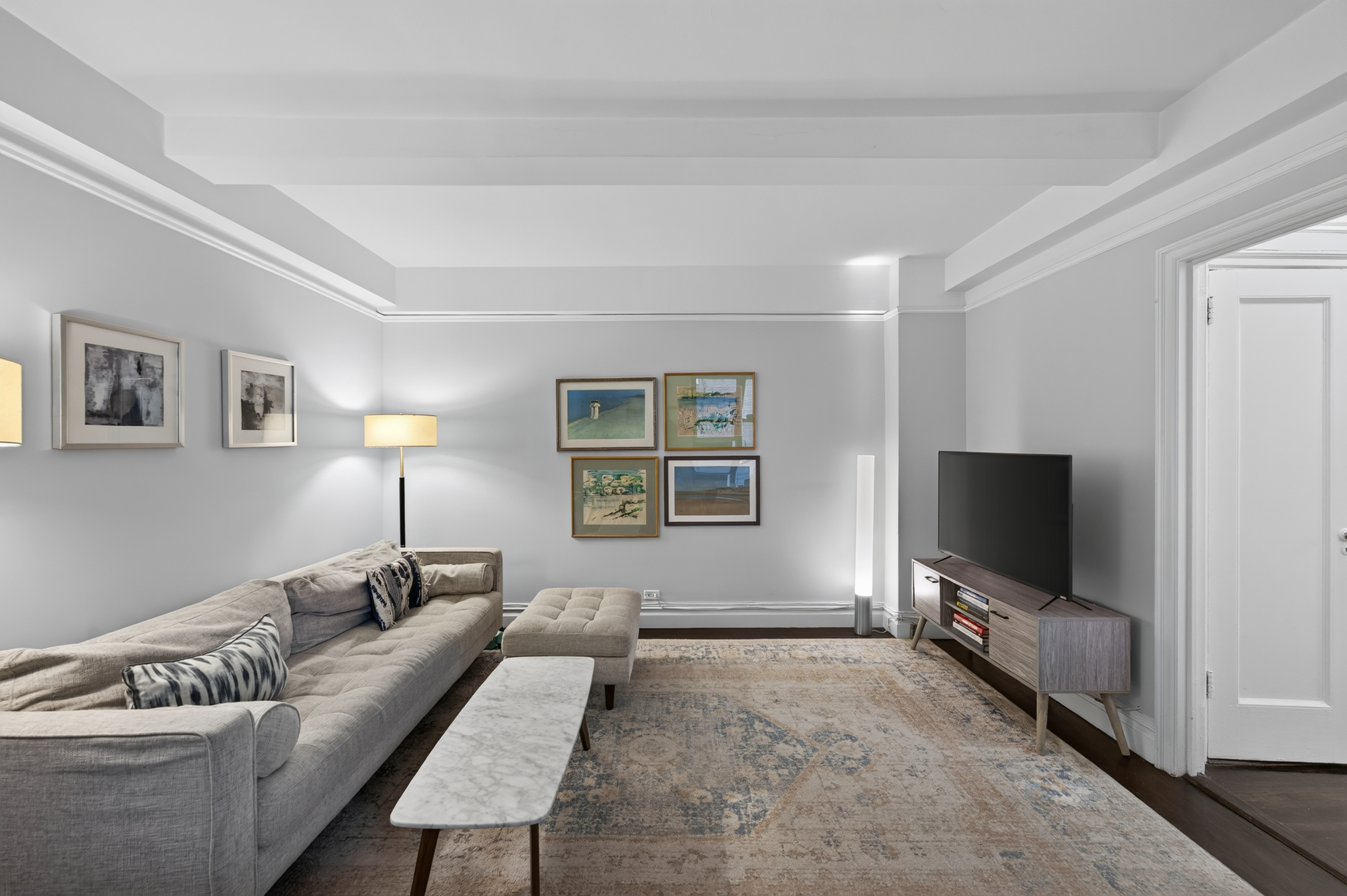 235 West End Avenue, Unit 5C Manhattan, NY 10023 - Photo 2 of 13 Gallery Image 2