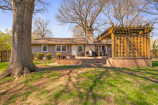 $495,000 | 6525 Hodges Drive, Prairie Village, KS 66208