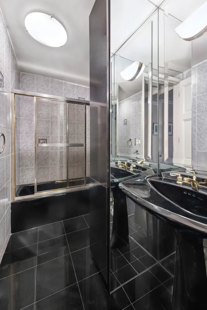 $1,200,000 | 2 Sutton Place South, Unit 7F | Sutton Place