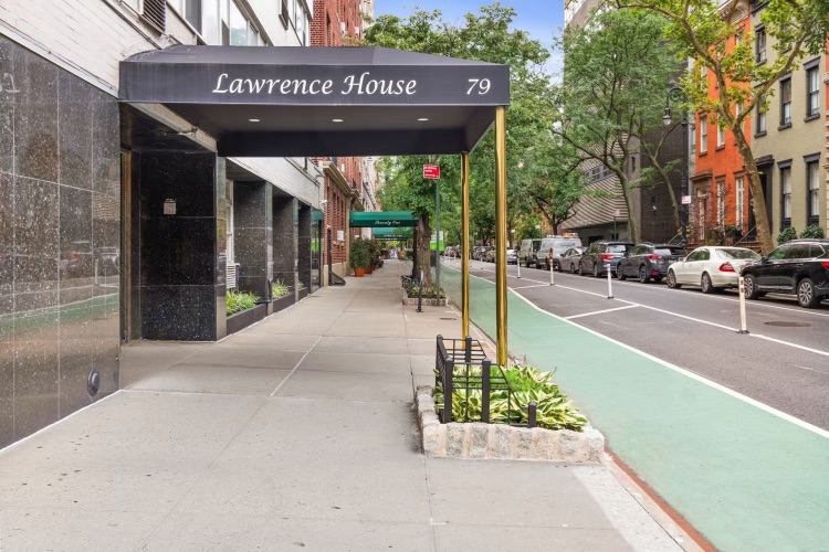 79 West 12th Street, Unit 6BC Manhattan, NY 10011 - Photo 14 of 15 a view of a street with sitting area