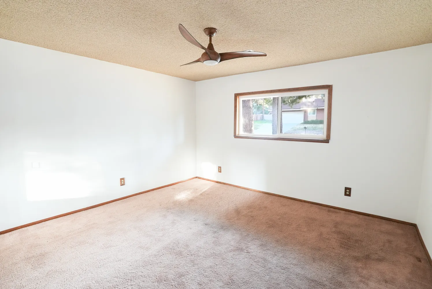 $719,000 | 42060 Parkmont Drive, Quartz Hill, CA 93536