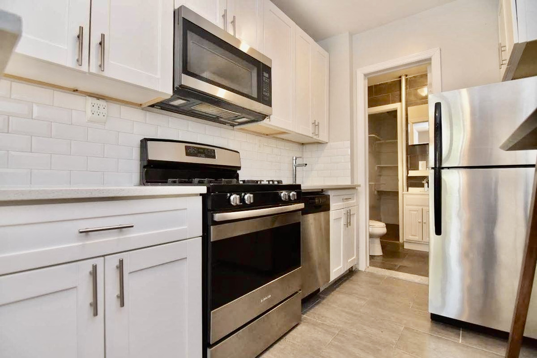 1885 Amsterdam Avenue, Unit 1B Manhattan, NY 10032 - Photo 3 of 6