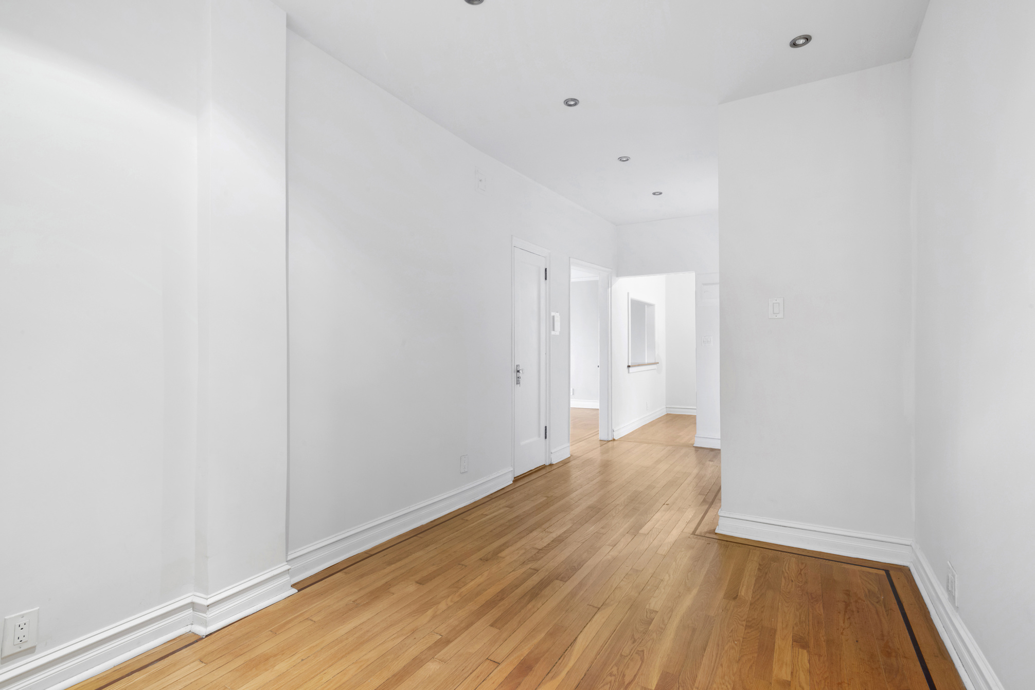 451 Clinton Avenue, Unit 2C Brooklyn, NY 11238 - Photo 3 of 7