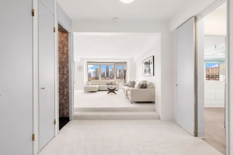 $1,550,000 | 25 Sutton Place South, Unit 11M | Sutton Place